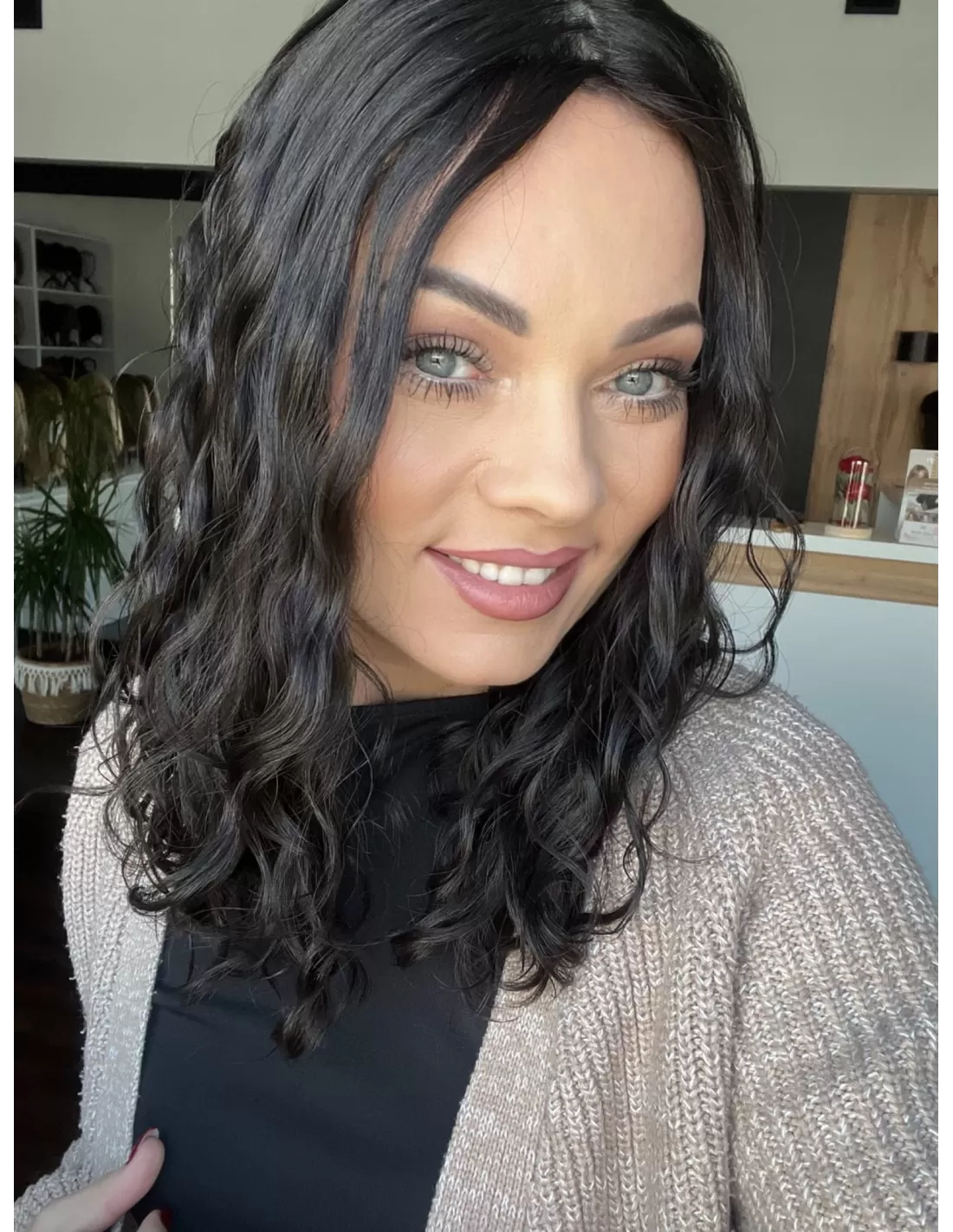 Kręcone włosy fryzura